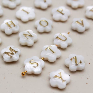 Shell plum blossom Clover epoxy gold piece letter loose beads beads handmade diy bracelet necklace beaded jewelry
