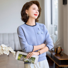 洋气妈妈秋装时尚长袖T恤上衣服2025新款中老年女装洋气打底小衫