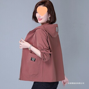 ���ꋌ���b�Bñ������Ů2026�����¿�40�q50���e�������p�g�A��