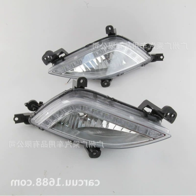 I30 Daytime Running Lights Daytime – Gündüz işıqları - 2-starting-shots-fog-light-frame-right-r-one