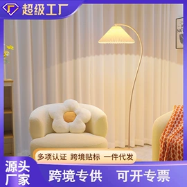 落地灯;装饰台灯;LED球泡灯