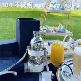 爆款D家专柜原版保温杯304不锈钢户外运动水壶便携背带保温瓶厂家