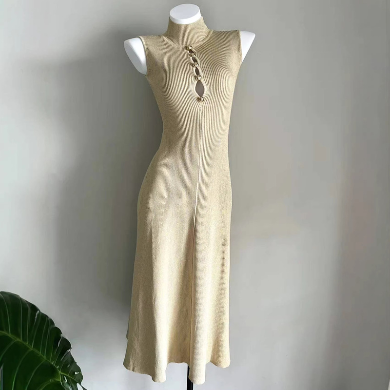 Sp's 2026 New Model Knitted Half-High Collar Buttoned Hollow-Out Slim-Fit Gold-Thread Slimming Elegant Sleeveless Dress