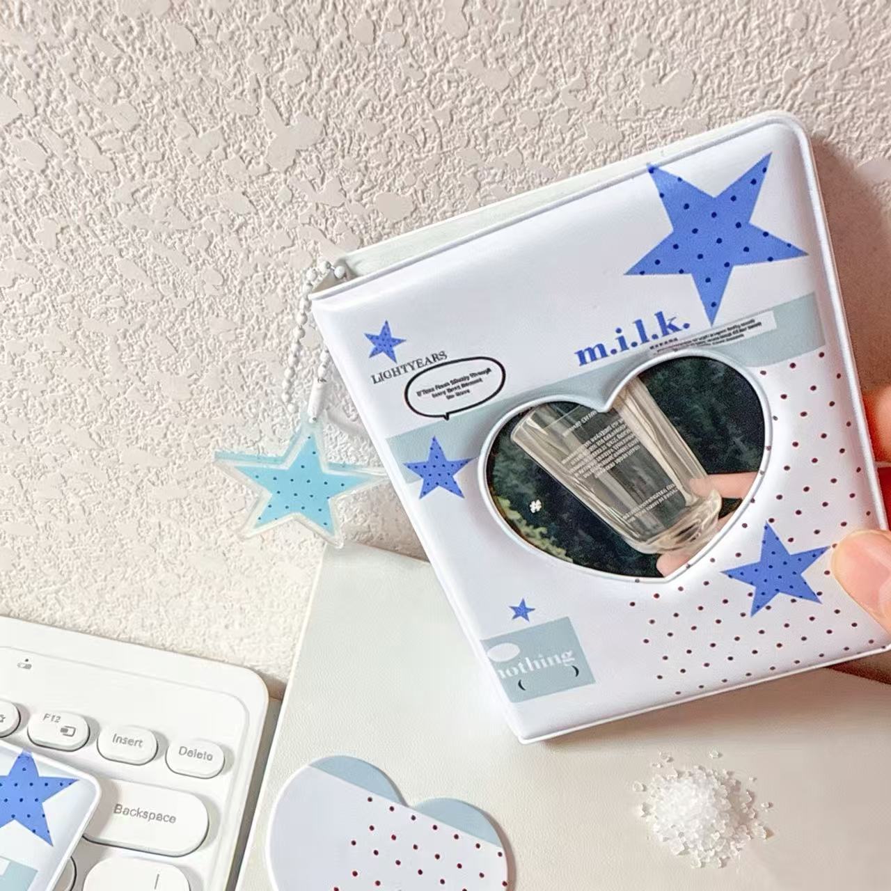 Sal de mar azul y blanco un libro de tarjetas coreanas simples de alto valor de cara en el libro de folga de tarjetas de estrella