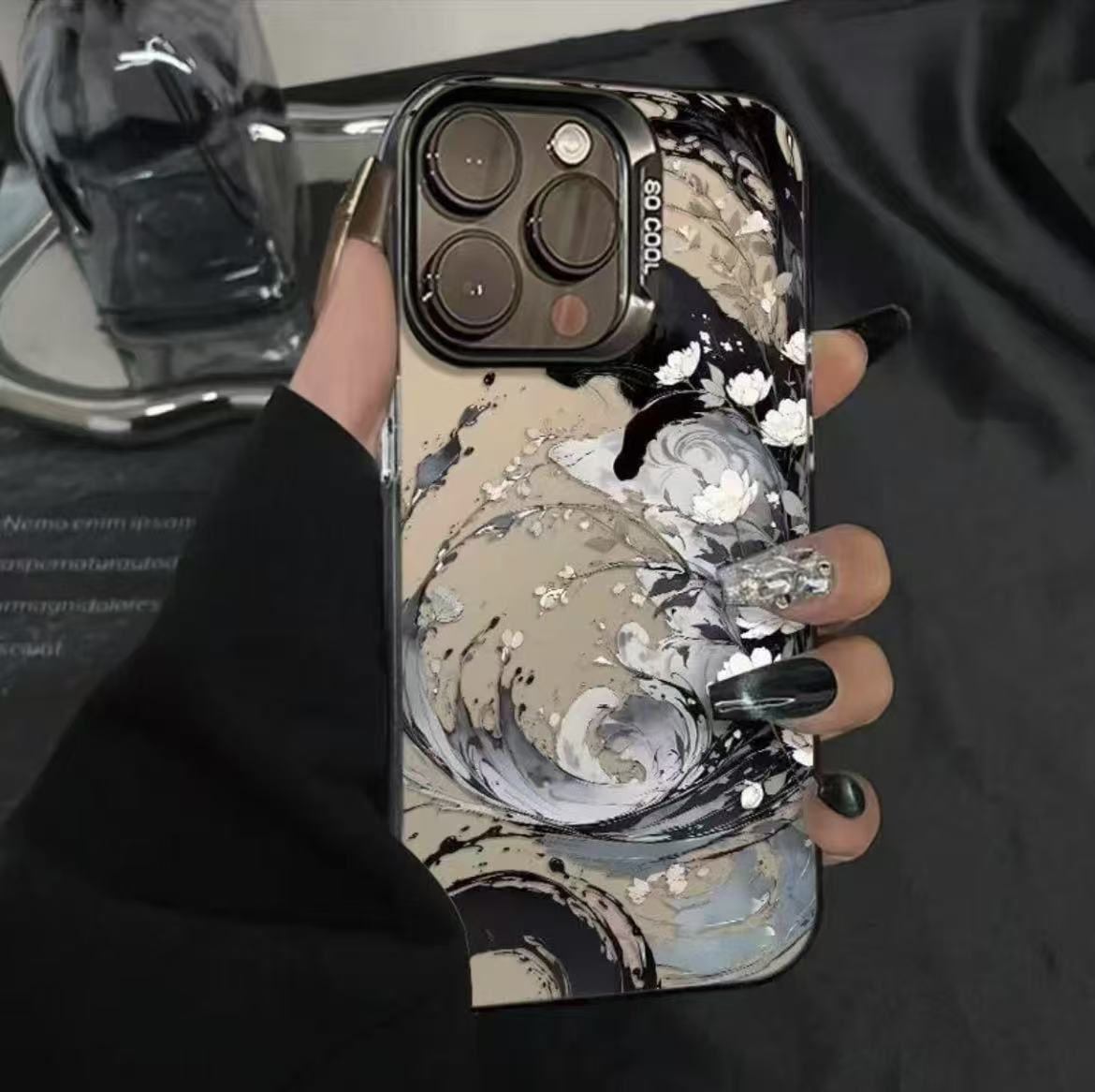 Las olas de tinta son adecuadas para la carcasa del teléfono móvil Apple 16Promax, la personalidad de la carcasa del gas iPhone15/14/13 Europa y América 12