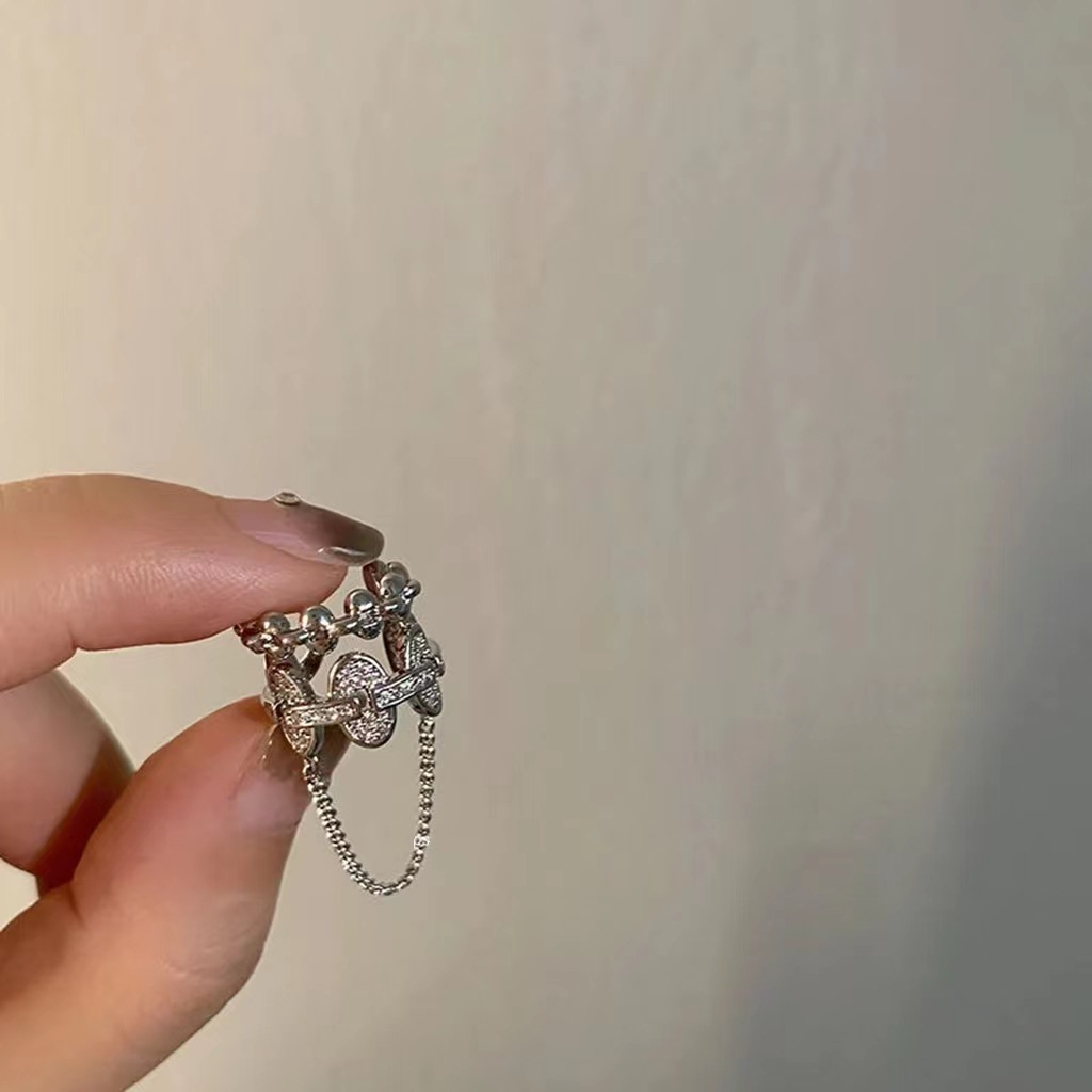 2022 nueva moda oreja hueso clip de alto grado pendientes de nicho Estilo frío cadena borla oreja clip pendientes sin OREJA DE LAS MUJERES