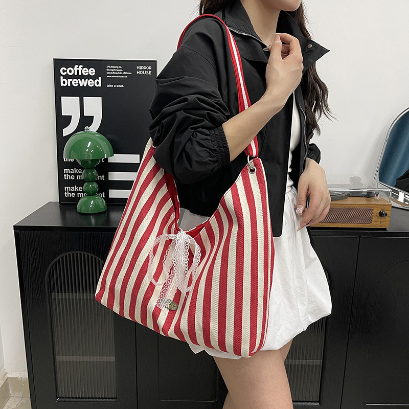 여성을위한 대용량 스트라이프 가방 2025 여성을위한 새로운 유행 패션 토트 백 여성을위한 대학생 학교 핸드백