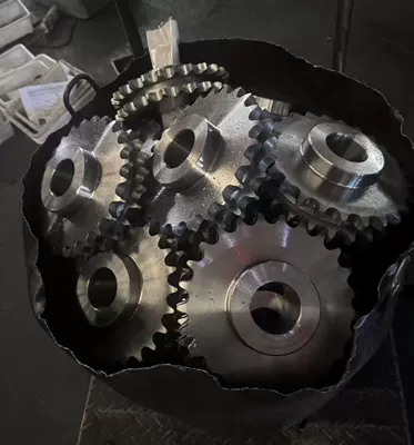 2-Mode Boss/Flat Gear Processing Diferensial dişli dəstləri - material-45-steel-high-frequency-blackening-1-mold-15-mold-gears-have-finished-product-holes-in-stock