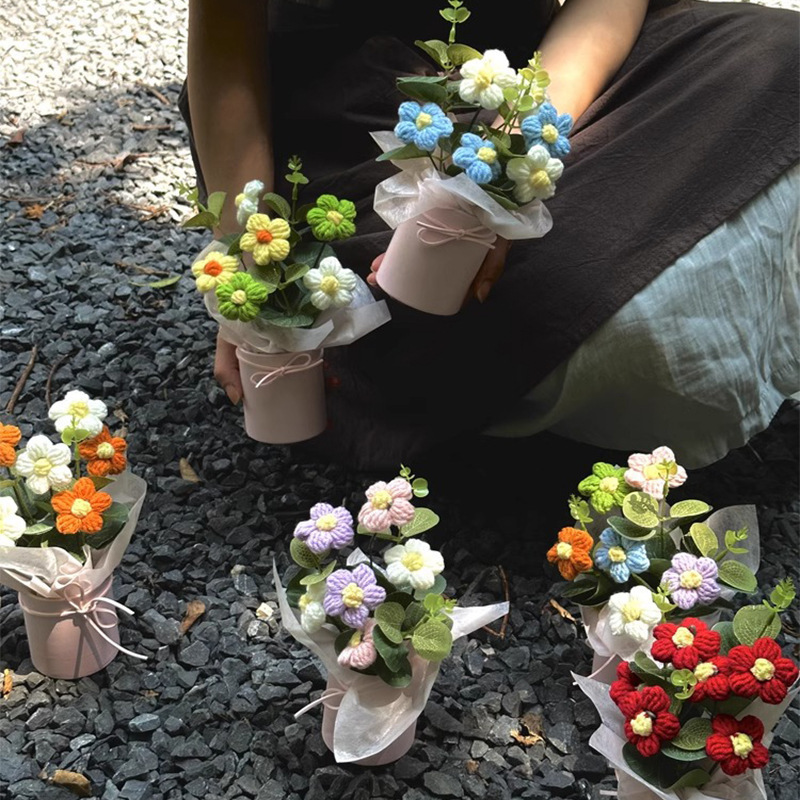 卒業記念、教師の日、母の日、ちょっとした花束ギフト、手編みのクリエイティブな毛糸パフ、老教師の日への贈り物|undefined