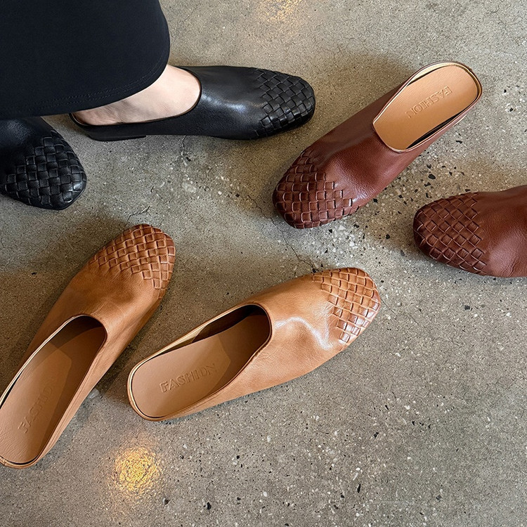 Washed Sheepskin Mule Slippers for Women, Half-Covered Summer New Style, Vintage Square-Toe Woven Sandals, Women's Shoes Size 40 Washed Sheepskin Mule Slippers for Women, Half-Covered Summer New Style, Vintage Square-Toe Woven Sandals, Women's Shoes Size 40