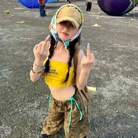 夏季辣妹美式字母抹胸印花修身背心新款短款
