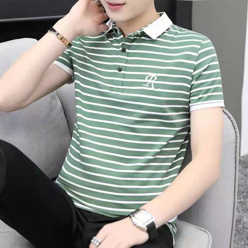 Camiseta de manga corta para hombre de verano Nueva camisa de polo de solapa a rayas Camisa de fondo casual coreana Top juvenil de moda