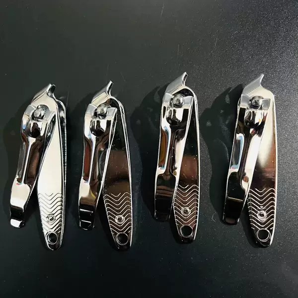 610 Bulk Oblique Nail Clippers, Nail Scissors, Nail Clippers, Manicure Tools, 1 Yuan, Small Department Store Wholesale