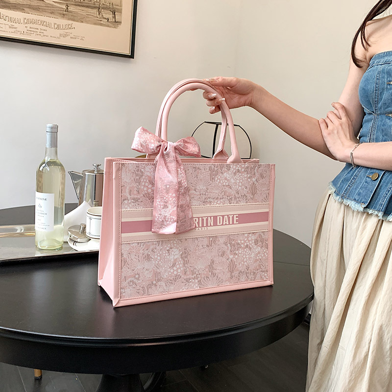Bolso de mano para mujer nuevo 2024 bolso impreso de moda transfronteriza bolso de hombro de Cercanías de trabajo de alto grado