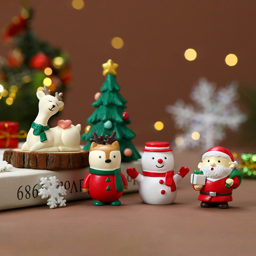 Christmas Snowman Penguin Bear Ornament Creative Desktop Decoration Small Gift Window Display Decoration Resin Crafts