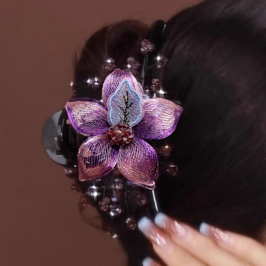 Cross-border high-grade handmade copper wire woven flower clip metal clip back head coil hair large shark clip hair accessories