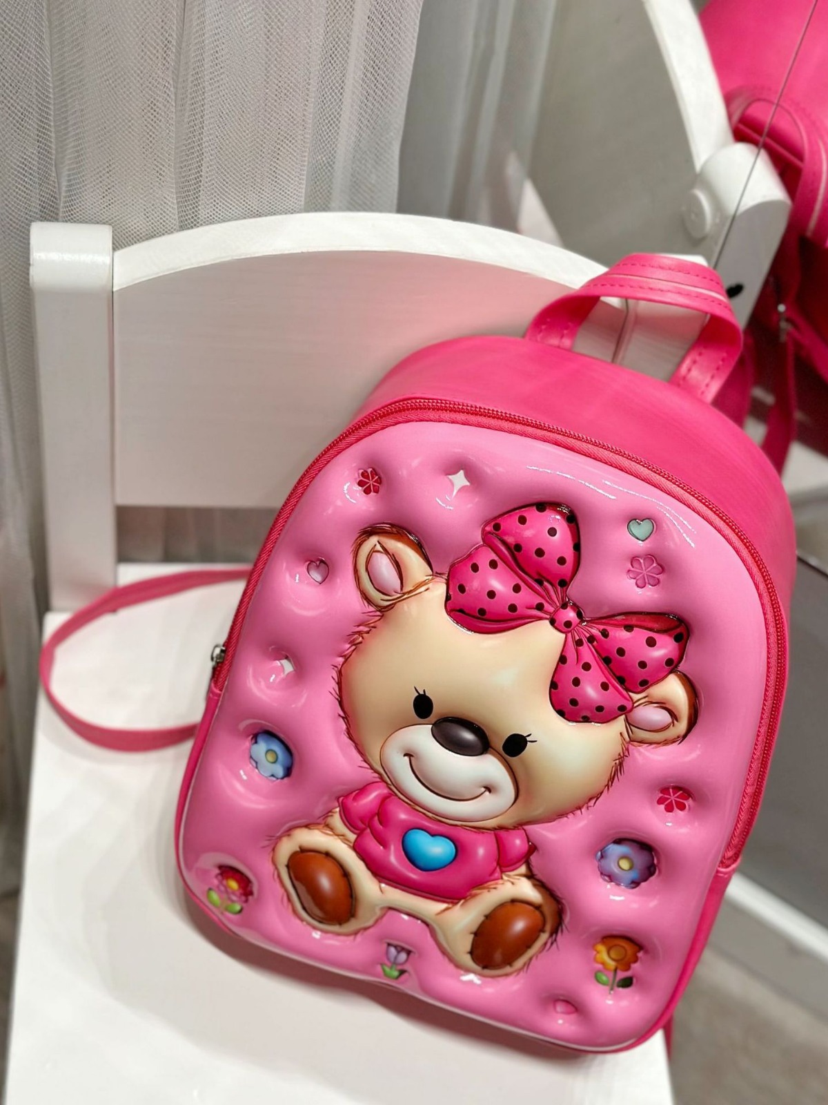 Ins新作アニメ3d立体子供リュックサックファッション幼稚園カバンEVAユニコーン卵殻カバン