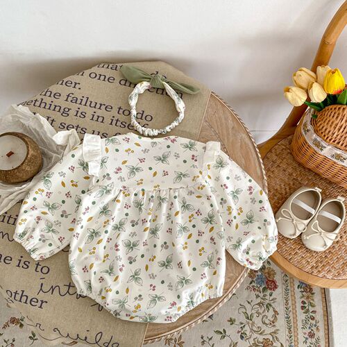  Autumn Clothes for Infants and Toddlers 0-3 Years Old Baby Girl Leaf Flower Print Small Flying Sleeve Long Sleeve Harness Sweet Romper Suit
