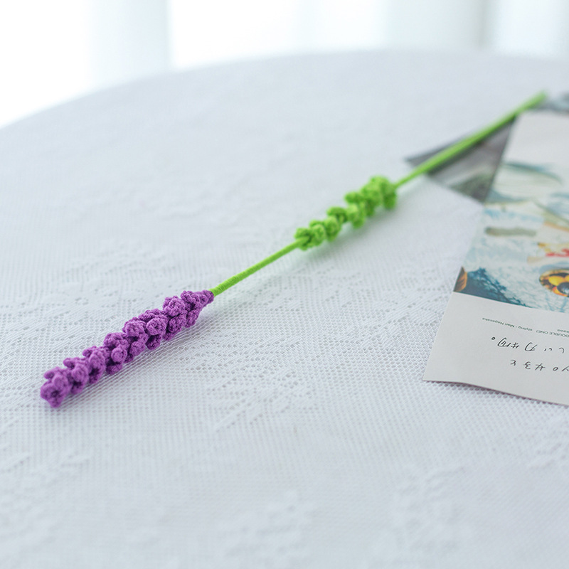 완성 된 라벤더 핑크 퍼플 싱글