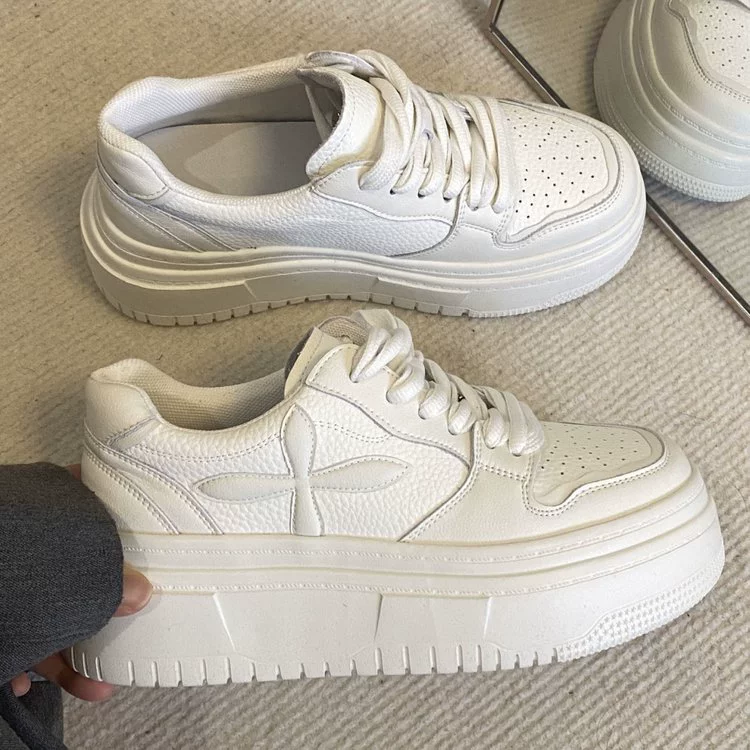 Высокое чувство маленьких белых туфель женские 2023 Весенние новые толстые подошвы розовые женские повседневные туфли для досок Net Red Pine Cake Toes женские