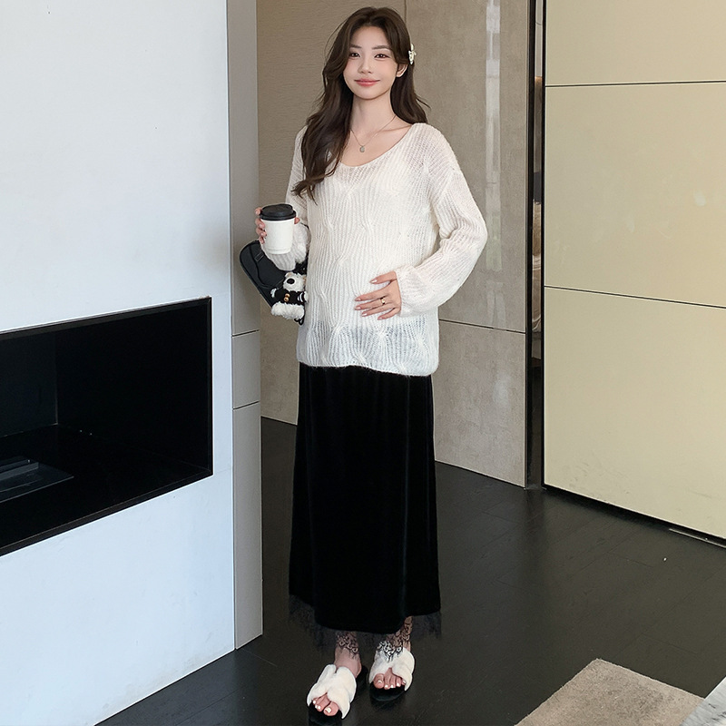 孕妇装秋季新款镂空V领毛衣+丝绒蕾丝边半身裙甜美时尚气质款套装|undefined