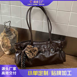 跨境高级感通勤手提包包女2026新款大容量单肩腋下包早秋季百搭包