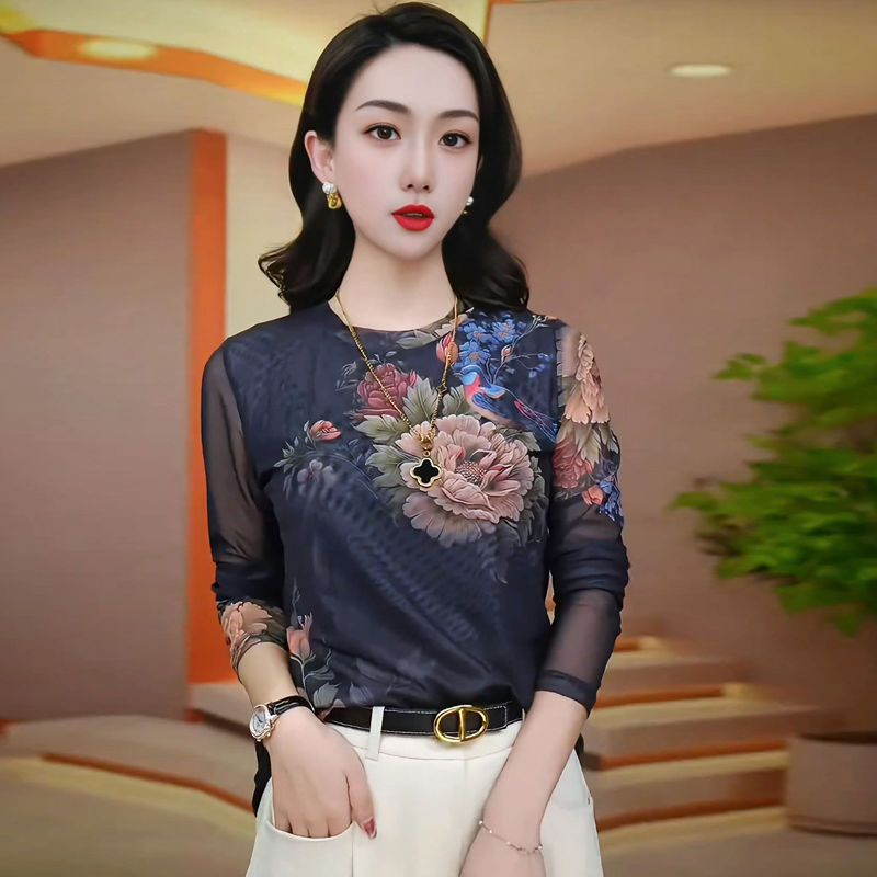 라운드넥 모란꽃