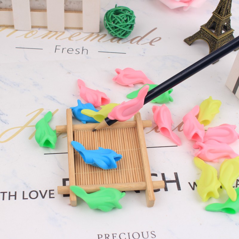 Little Fish Dolphin Pen Pen Pen Pen Pen Soft Pan Grab Grab Grab…