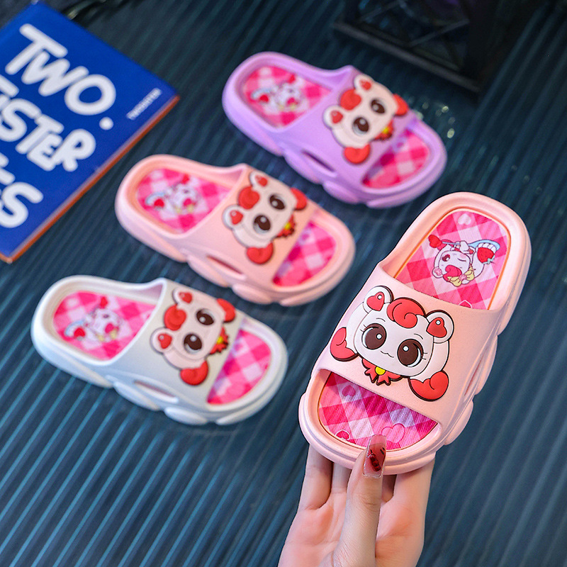 Cute and Adorable Children's Slippers for Girls, Cute Bathing Summer Versatile Ultra-Soft Non-Slip Bathroom Cartoon Princess Sandals