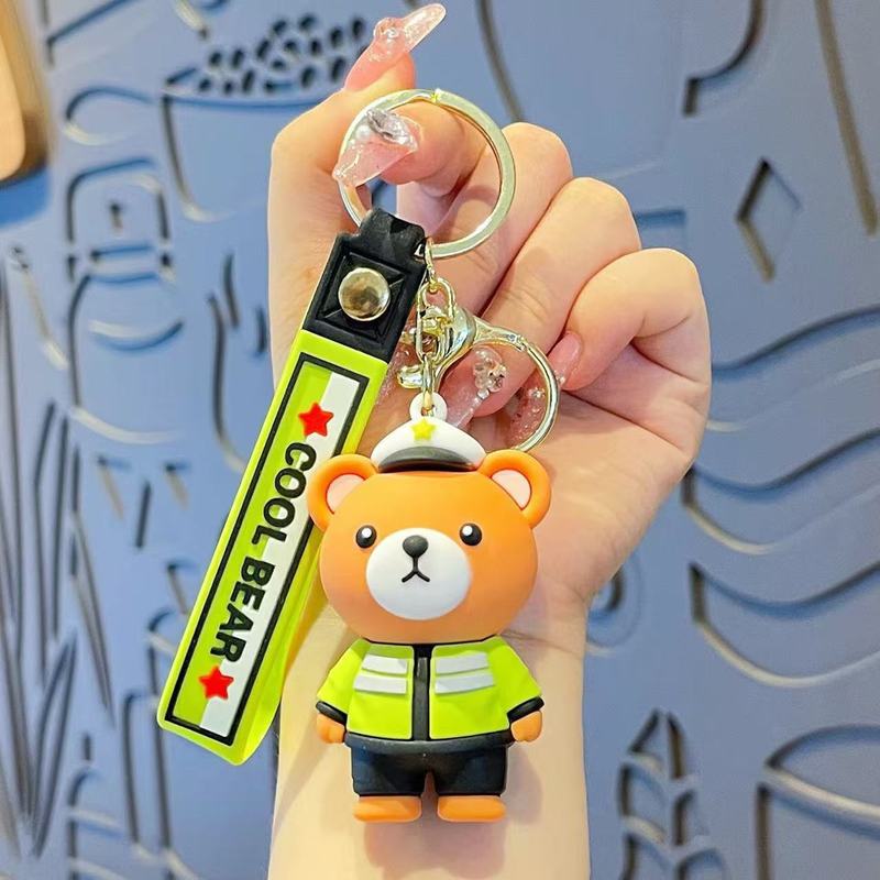 漫画かわいい警察クマキーホルダー人形キーチェーンカップル車のキーペンダントスクールバッグペンダントギフト|undefined