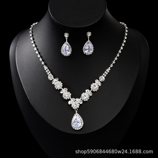 �W���p�ݻ���Ů�朶��h�������bˮ���ʯ�朕r�о���С��
