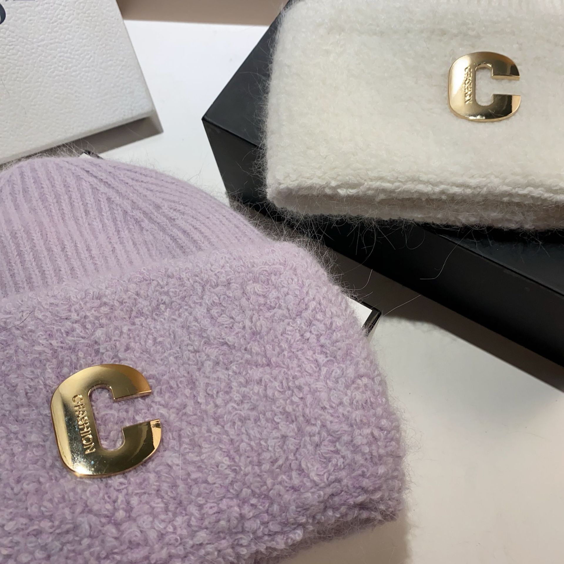 Originelles Design, neue, vergrößerte, verdickte Strickmütze aus Kaninchenhaar, C-Buchstabe, kalter Winter, warmer winddichter Gehörschutz im Freien_voghion.com