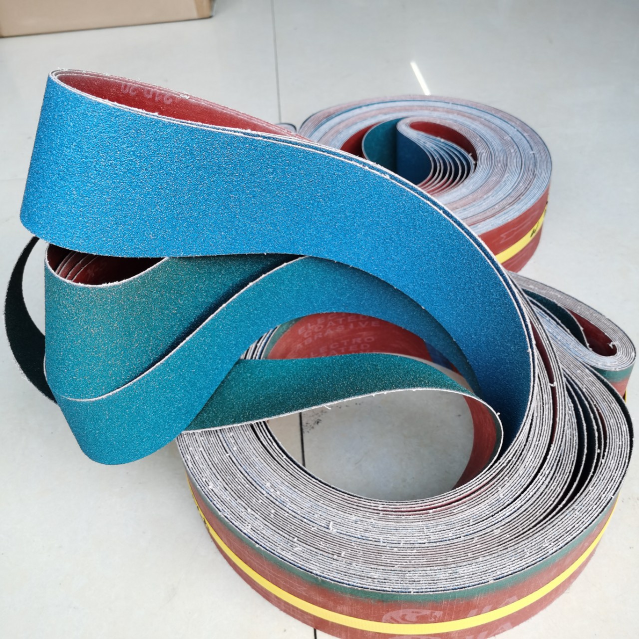 不锈钢锆钢玉砂带 蓝色磨料拉丝打磨抛光环形砂带 打磨铸件去毛刺