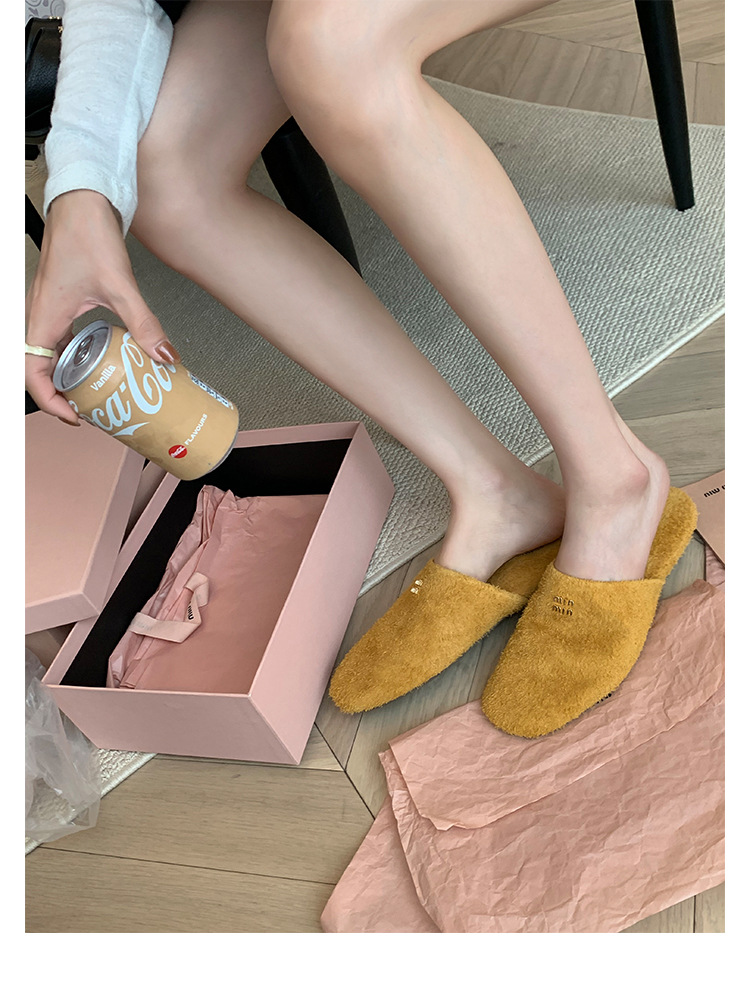 Versión de piel de oveja ~ Mouse miu moda Baotou perezoso con un pie Muller zapatillas planas sandalias de cuero para mujer
