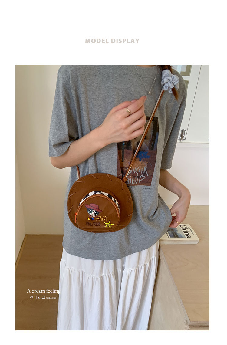 Cute Ins-style 2025 summer new denim hat crossbody bag with cartoon design, fun and personalized single-shoulder phone case full figure
