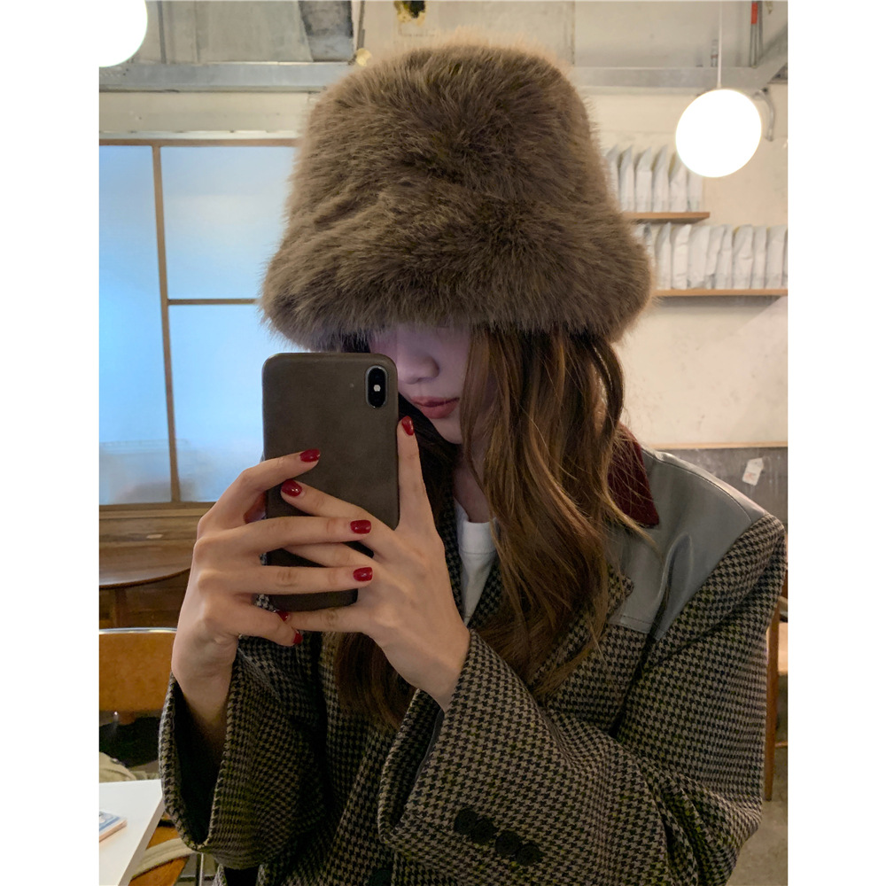 Knocking on Winter Snow Mountain Western Sichuan Tourism Plüsch-Fischer für Frauen, um sich warm zu halten und das Gesicht klein zu zeigen_voghion.com