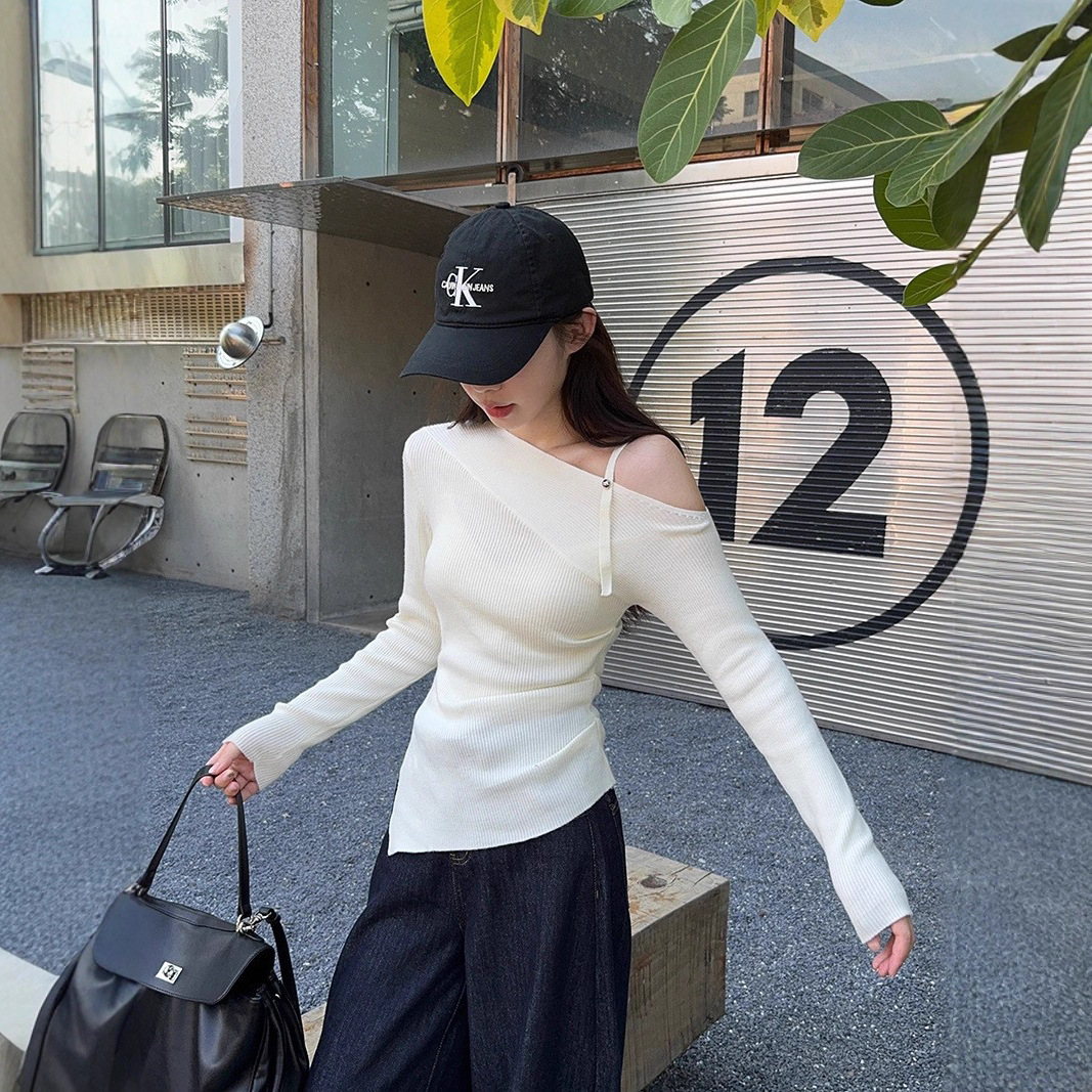 Elegant Slim Fit Slimming Slit Irregular Long Sleeve