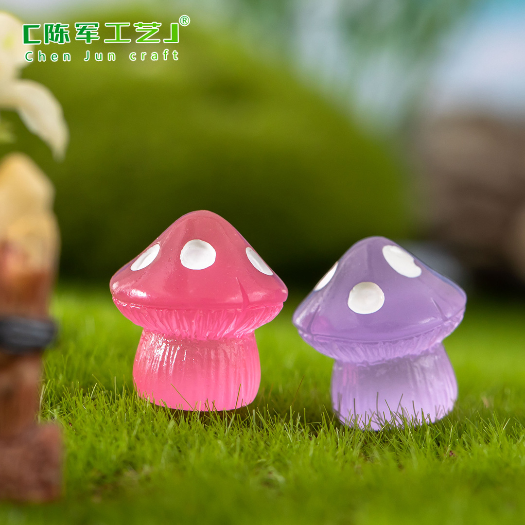 Nấm phát sáng 7 màu, tiểu cảnh đêm, trang trí cây rêu sáng tạo dễ thương (z-CJ-963)