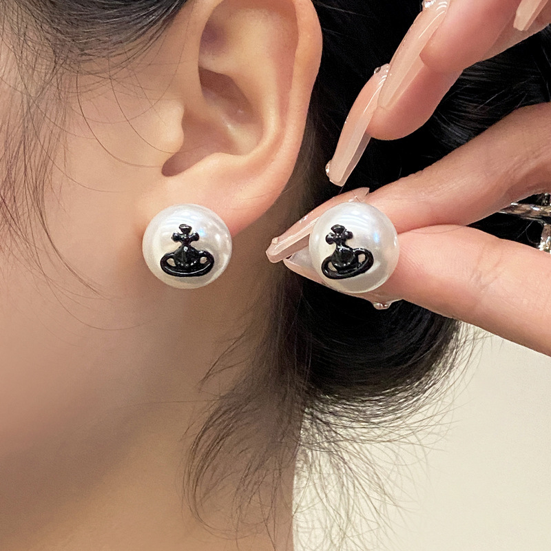 Pendientes de perlas Saturno coreanos de moda para mujer, retro, sencillos, de diseño único y elegante.