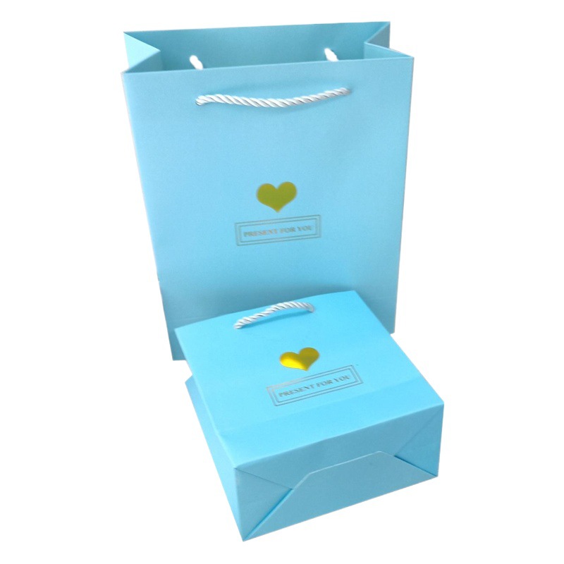 Bolso de amor bronceado blanco Bolso de papel portátil rojo de alta gama Bolso de regalo de joyería Bolso pequeño de papel de cartón blanco