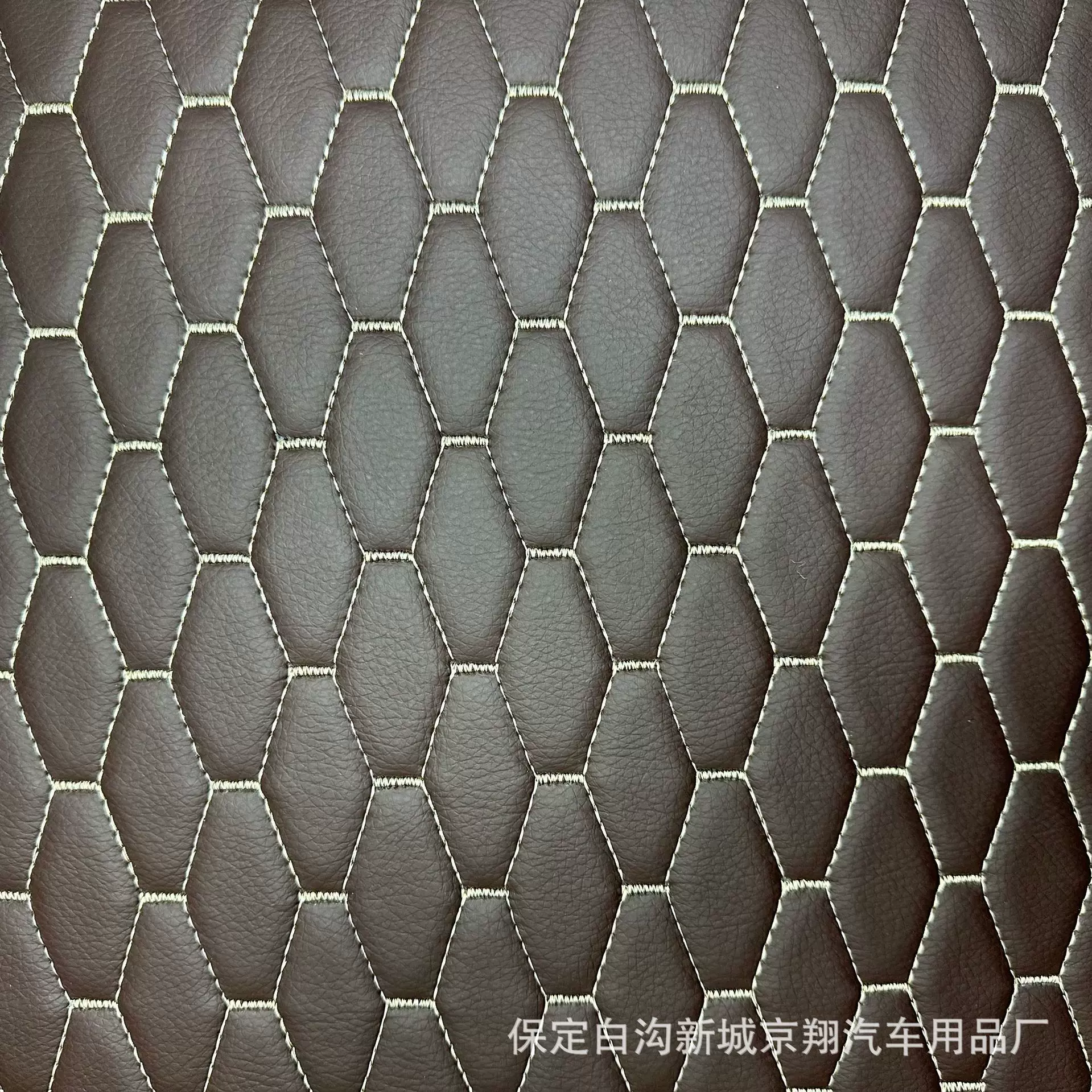 奔驰皮革汽车脚垫卷材皮革海绵环保xpe绗绣汽车用品厂家一手货源