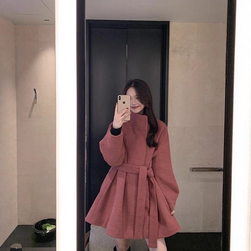 新款小个子斗篷毛呢外套女秋冬短款显瘦日系气质玫红色呢子大衣