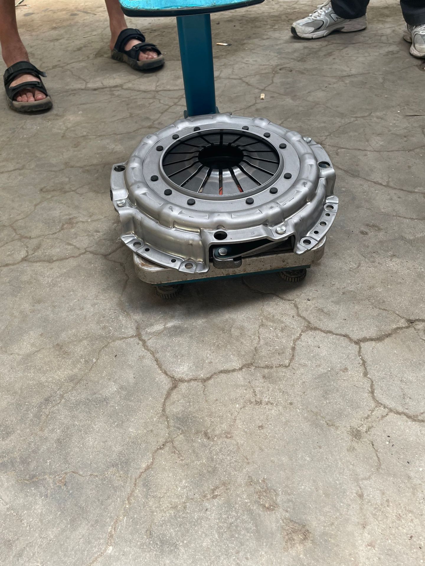 DS330 clutch pressure plate D32-1600750, clutch disc D32-1600740, suitable for Dongfeng Yuchai