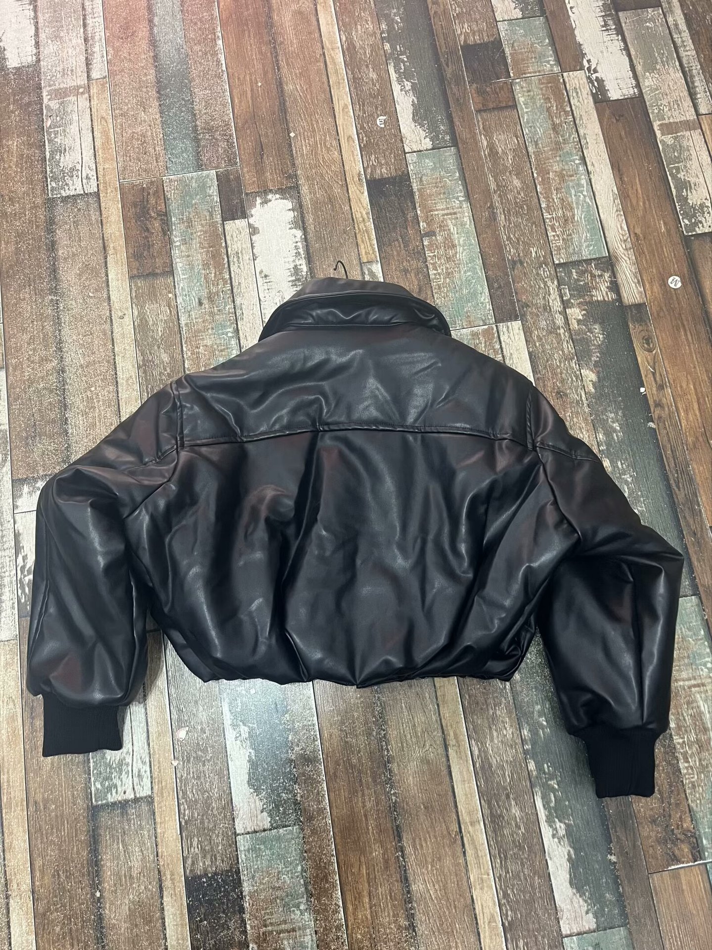 Dameskleding Herfst en Winter Nieuwe Internet Celebrity Proteïne Leer Dikke Warme Korte Leren Katoenen Jas_voghion.com