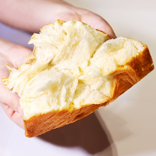 Raw Toast Shredded Bread 70g/bag Original Wheat Full Meal Replacement Internet Celebrity Pastries Leisure Snacks Wholesale Dropshipping