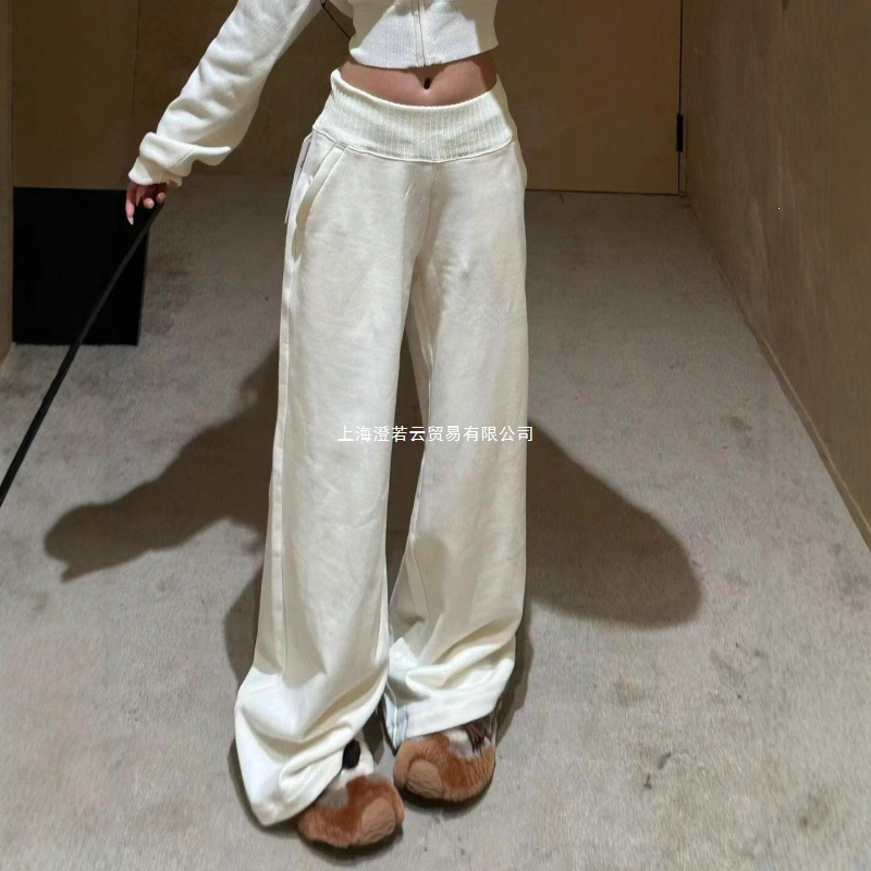 ALO casual loose-fitting boyfriend-style pants with a relaxed Korean aesthetic, in apricot color and fleece-lined, for women, a popular trend this fall and winter