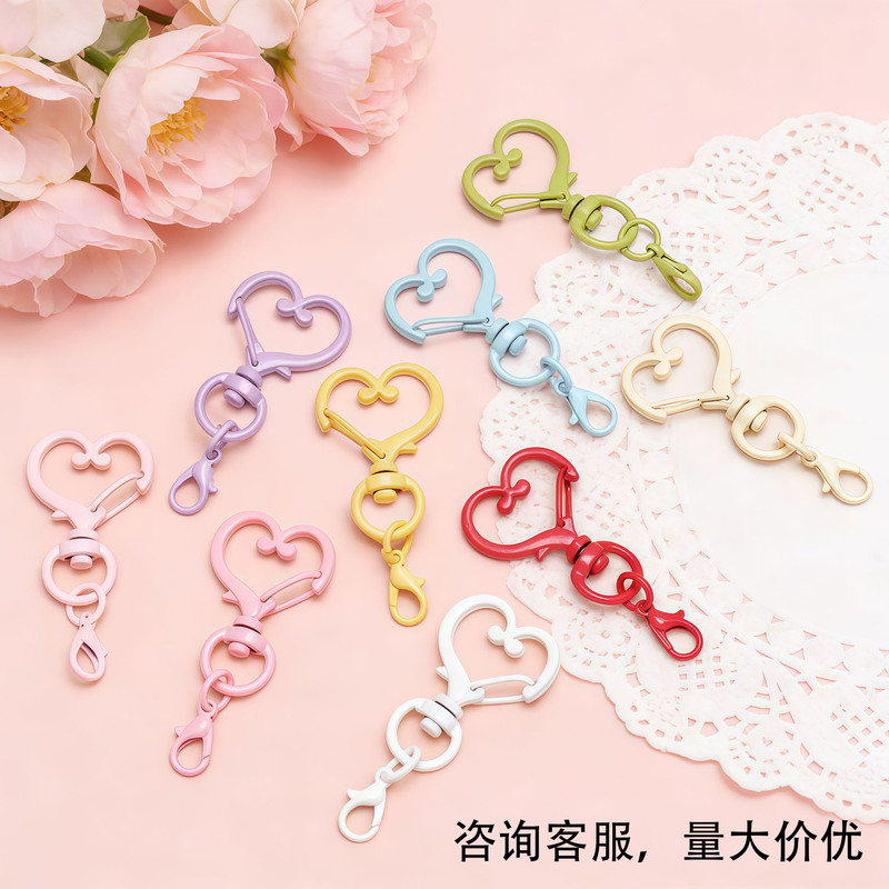 Candy-Colored Lobster Clasp Painted Heart Keychain Colorful Spray-Painted Door Clasp Bag Pendant DIY Jewelry Accessories