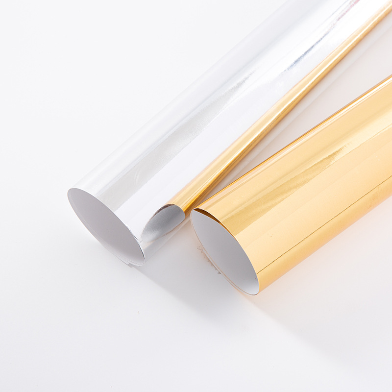 120 g de papel compuesto de aluminio de tarjeta de oro y plata relieve caja de regalo de tabaco y alcohol revestido de papel dorado