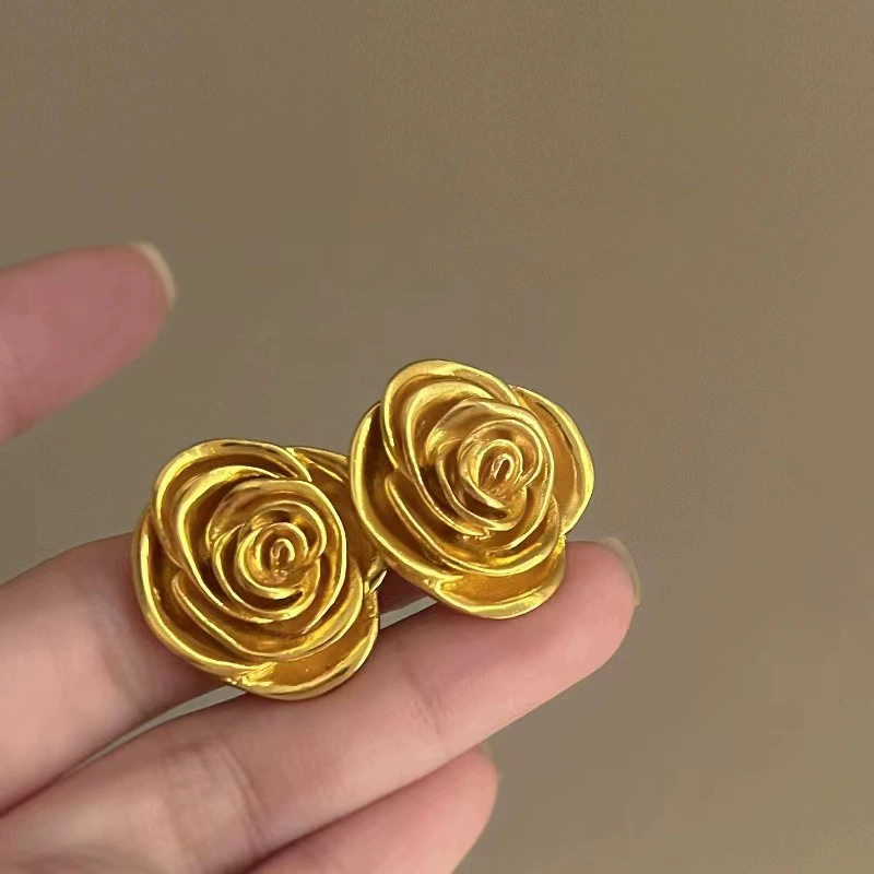 Серьги (Баою) Цветочная отделка, варианты из золота и серебра, оптового качества