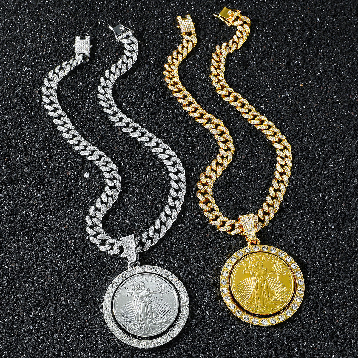 Collier pour homme avec pendentif style quotidien_voghion.com